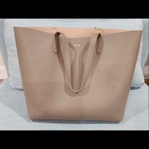 Cuyana leather tote bag